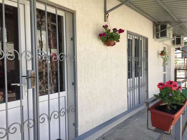 Гостевой дом Guest house Y morya Сухум-3